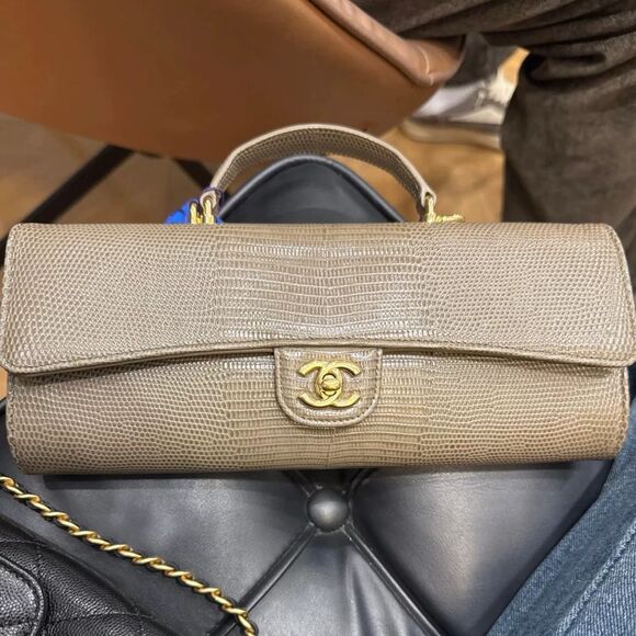 Chanel Handbags - Chanel Women Pre-Loved Bag Very Good Condition